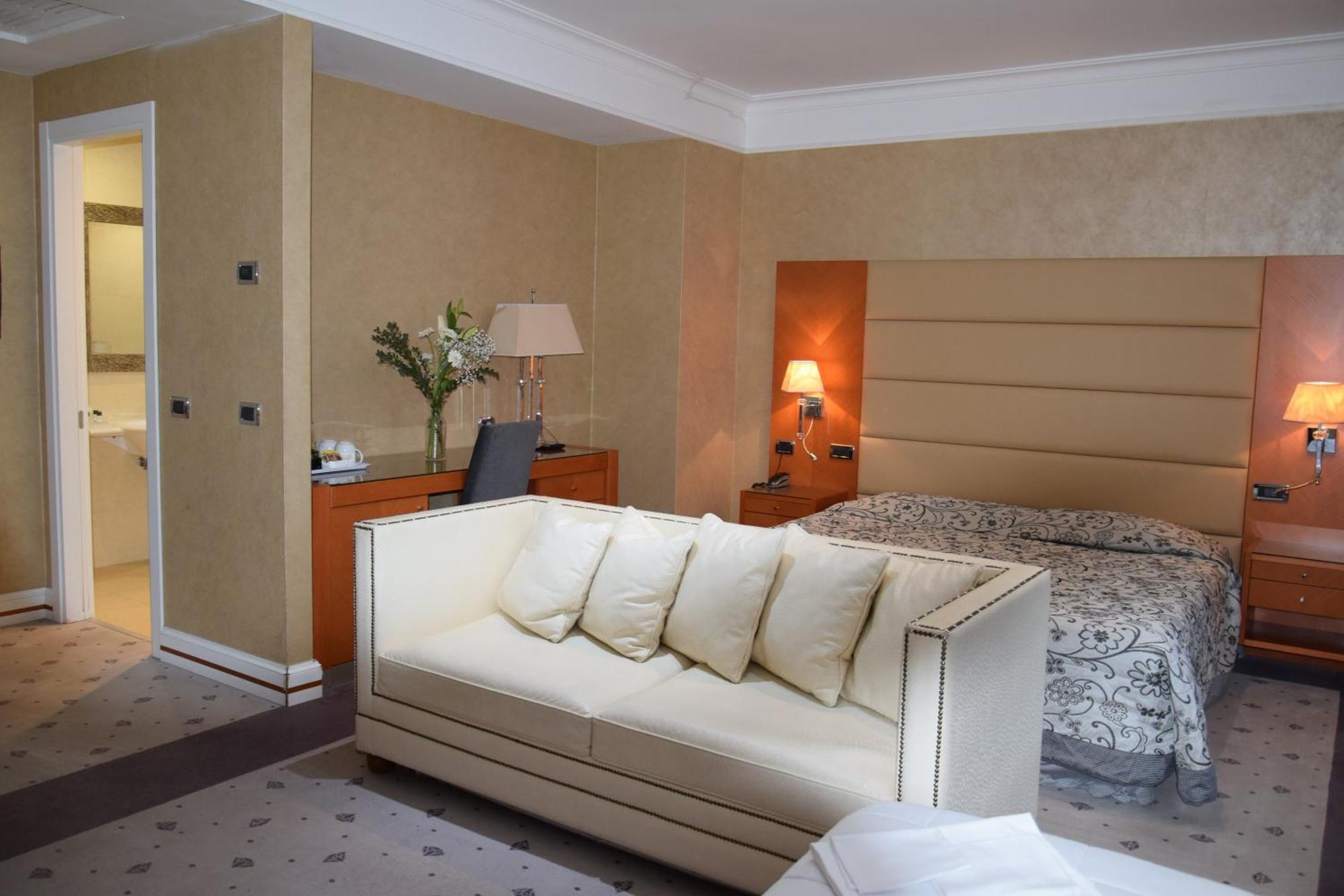 Hotel Perusia Perugia Ngoại thất bức ảnh