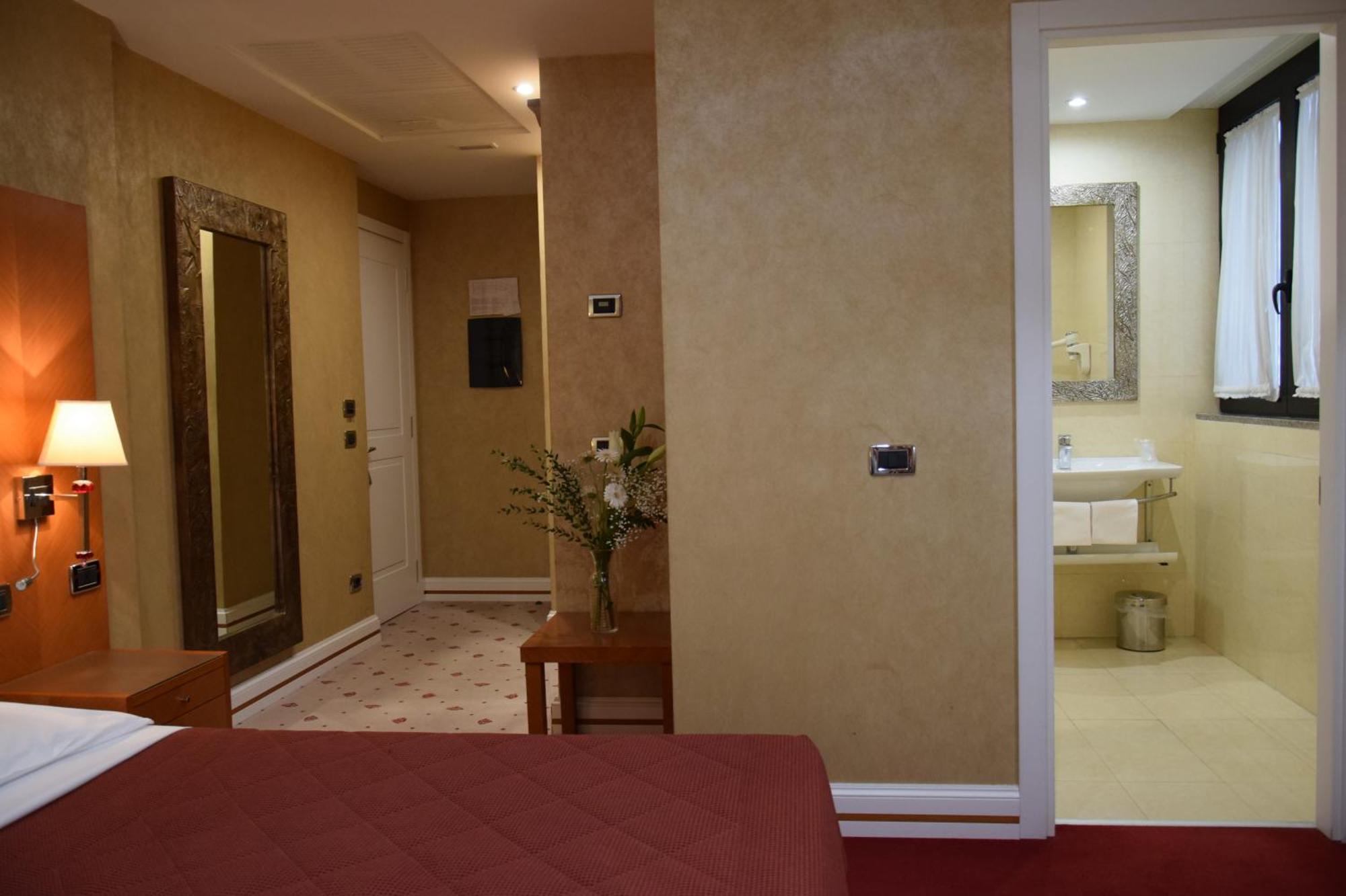 Hotel Perusia Perugia Ngoại thất bức ảnh