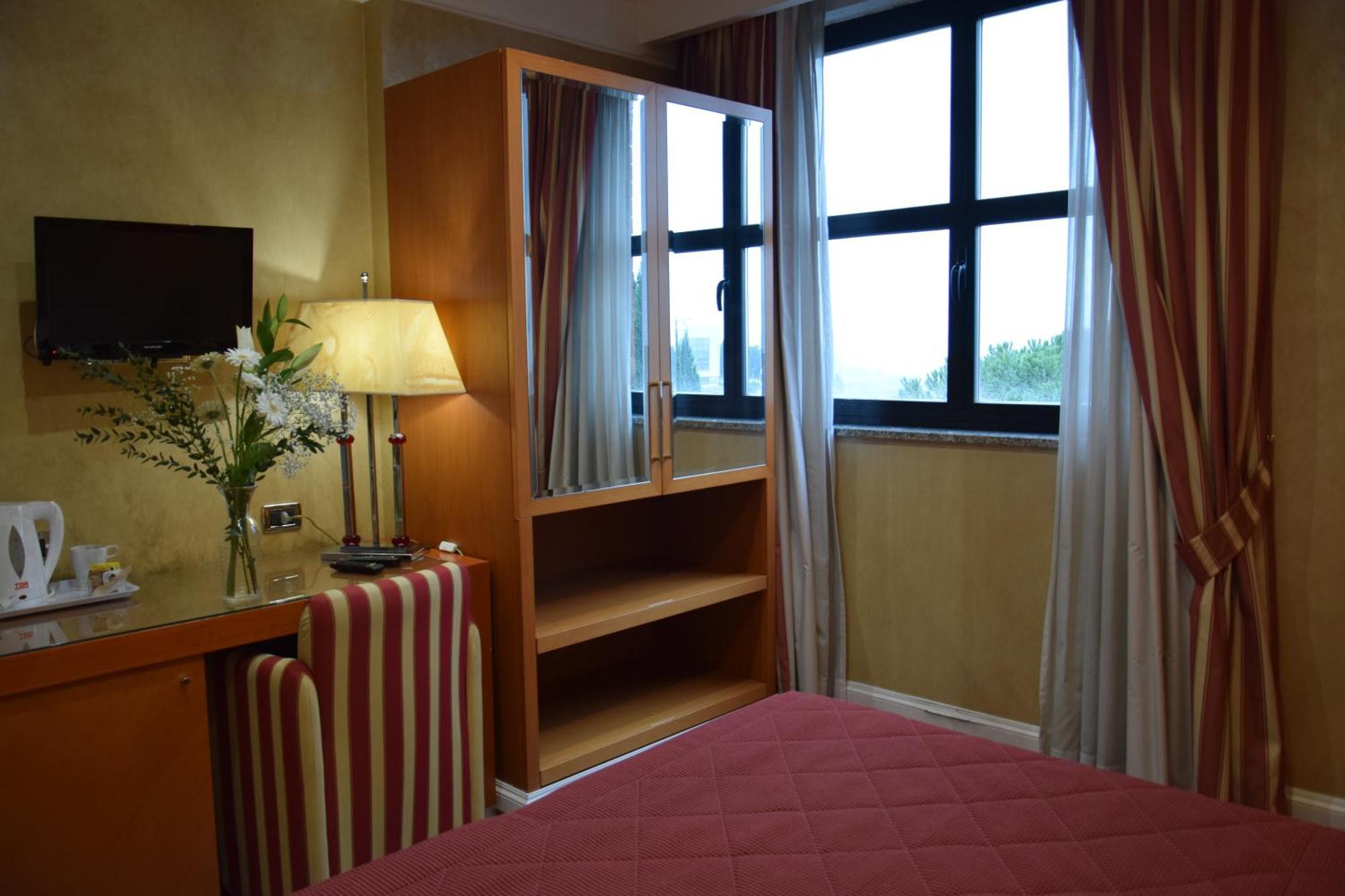 Hotel Perusia Perugia Ngoại thất bức ảnh